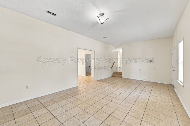 Building Photo - 3487 Postell Dr