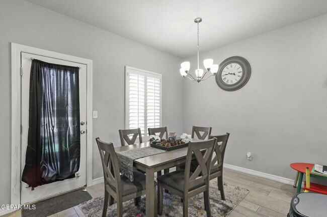 Building Photo - 12273 Desert Vista Ave