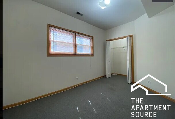 Building Photo - 1351 N Wolcott Ave