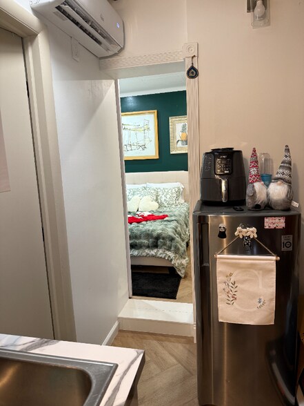 Building Photo - 41 SW 31st Ct