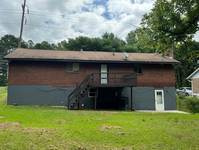 Building Photo - 68 Valley Hill Rd