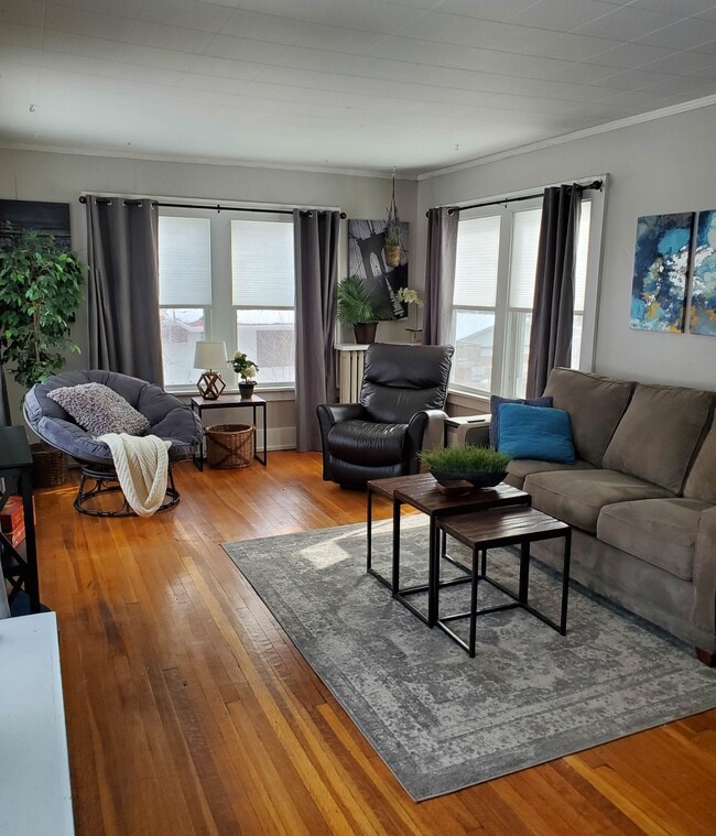 Building Photo - 2900 High St