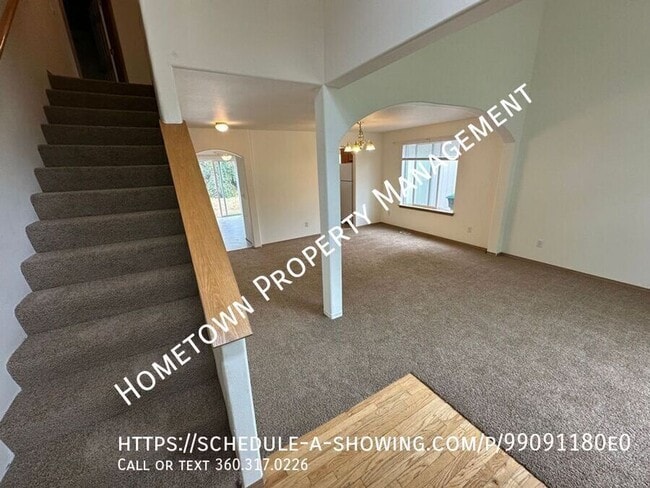 Building Photo - 8407 49th Loop SE