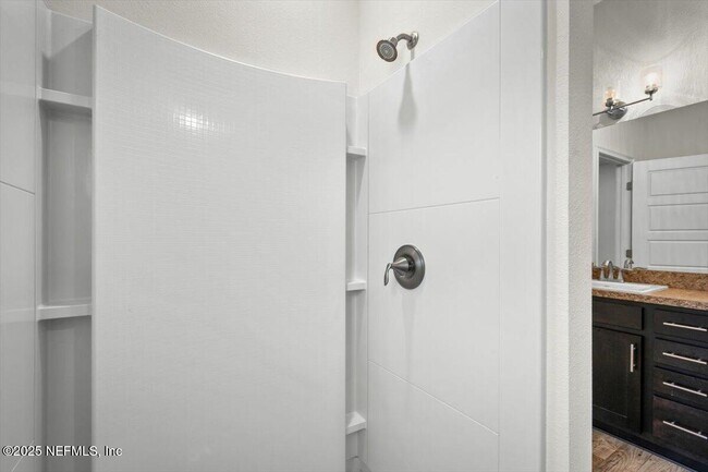 Building Photo - 7271 Gateway Ct