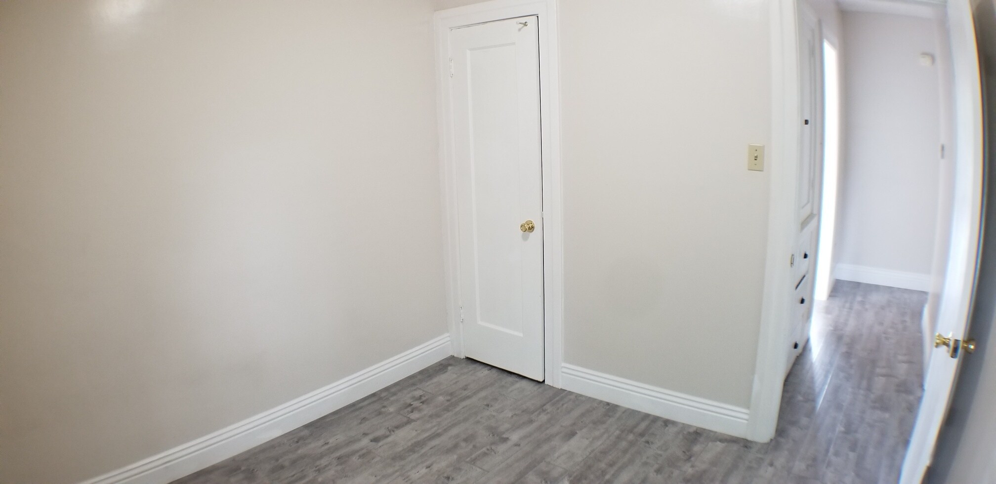 3rd bedroom closet - 512 S Flower St