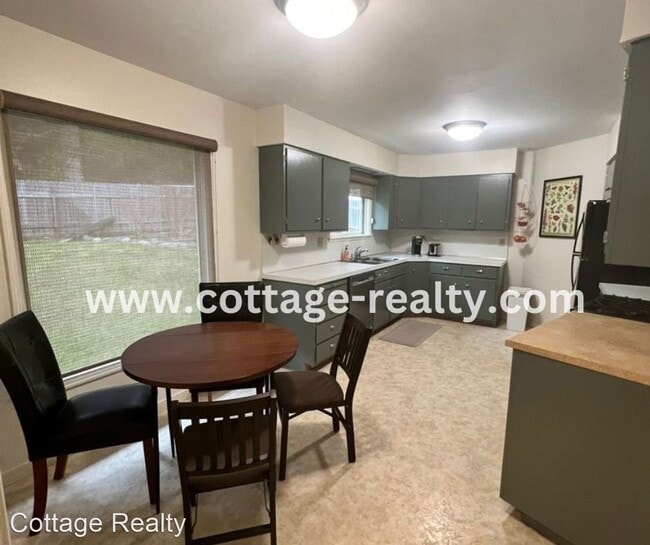 Building Photo - 3 br, 2 bath House - 803 Warren Creek