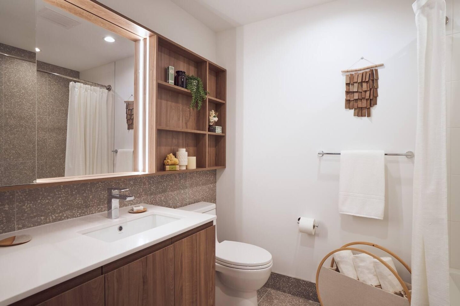 Building Photo - 540 N Orleans St