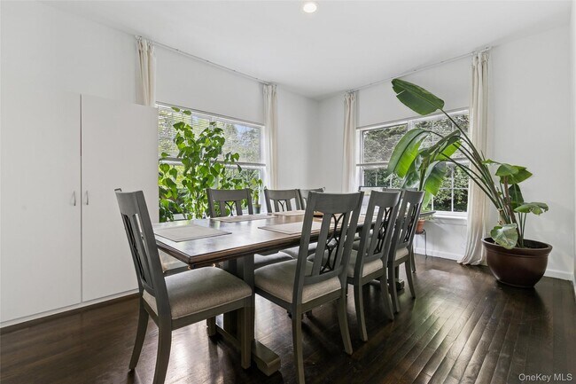 Building Photo - 138 North Rd