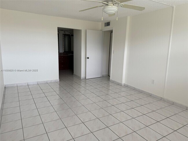 Building Photo - 14250 SW 62nd St