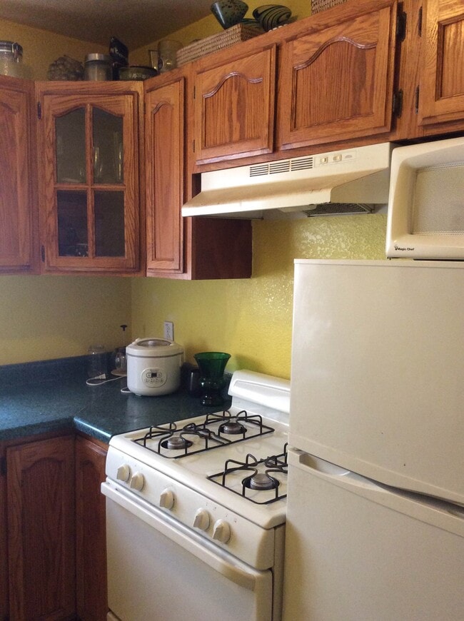 Building Photo - 234 S Vendome St