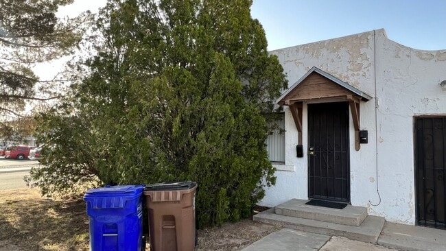 Primary Photo - 1205 Monte Vista Ave