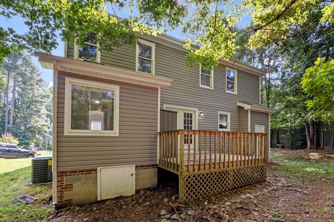 Building Photo - Price Reduced! 3 bedroom single family home