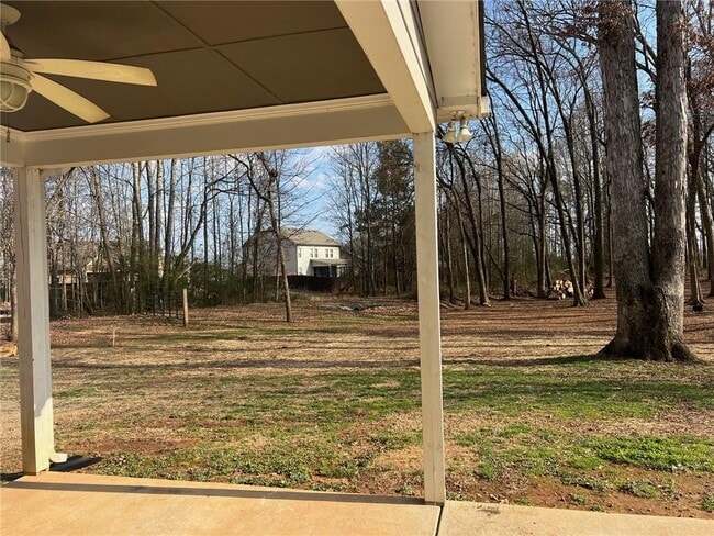 Building Photo - 732 E Jefferson St