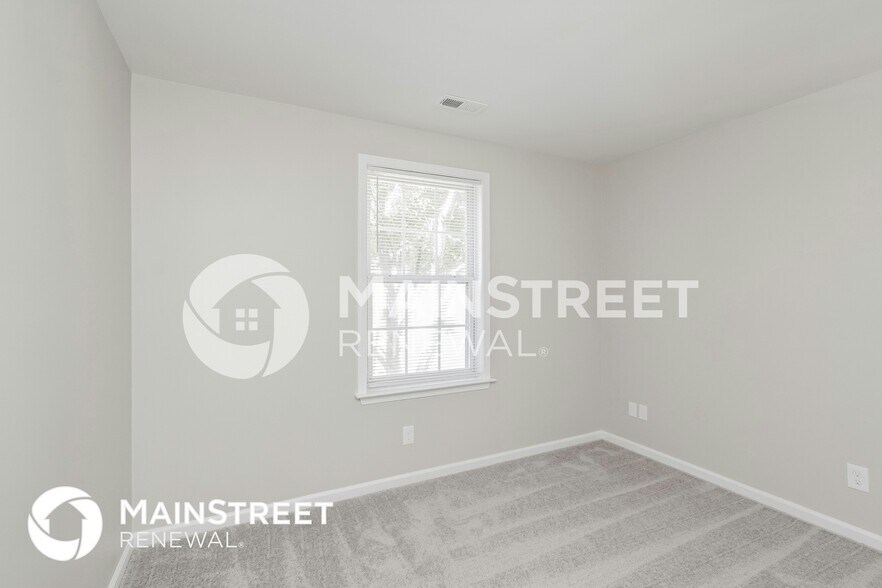 Building Photo - 6320 Spanish Moss Ln