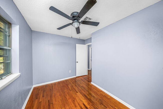 Building Photo - 341 NW 62nd St