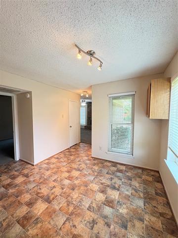 Building Photo - 1805 W Spring Creek Pkwy