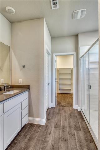 Building Photo - 2205 Blackcap St