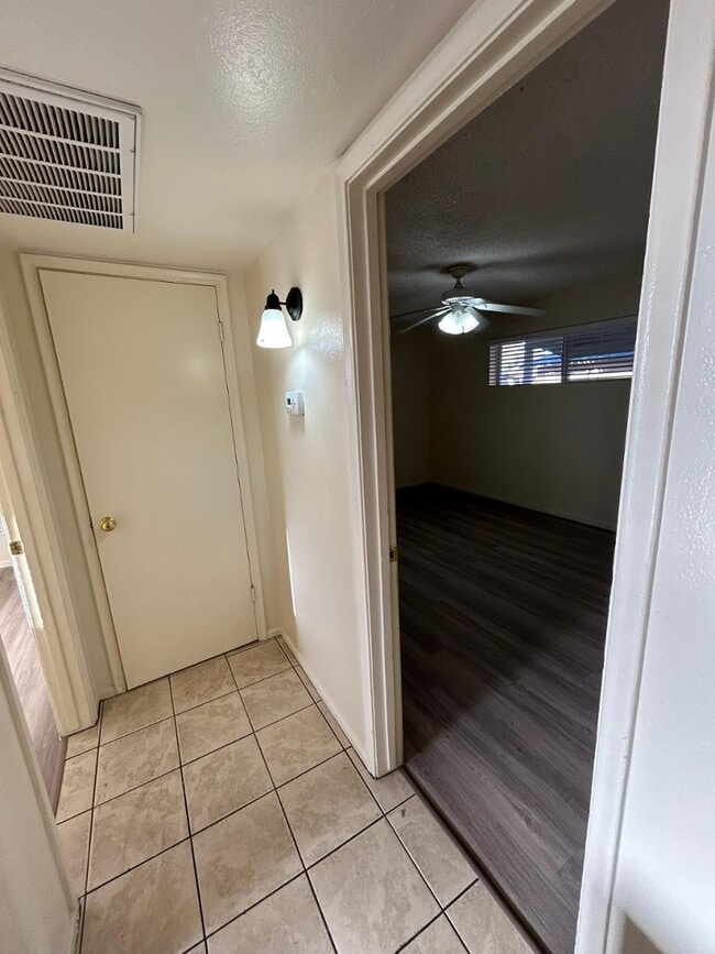 Building Photo - 1857 E University Dr