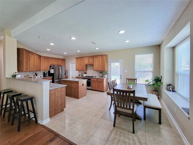 Building Photo - 17110 Tupelo Garden Cir