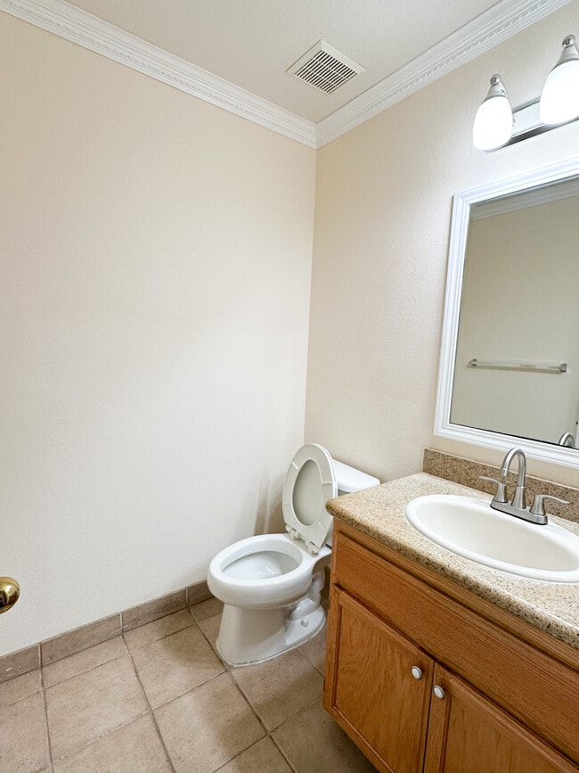 Building Photo - 3569 Langdon Common