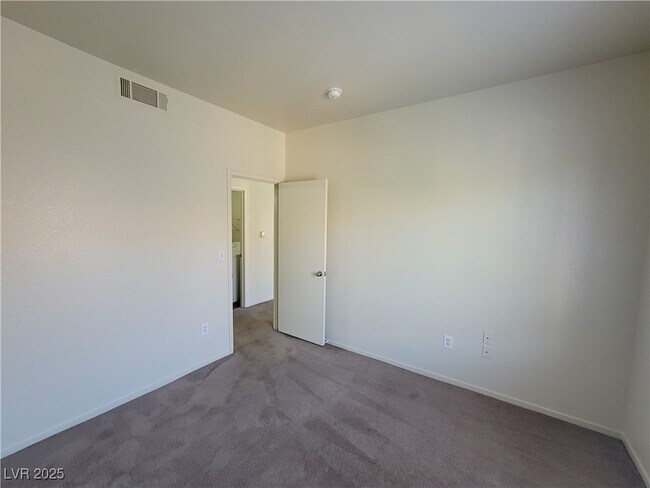 Building Photo - 2151 Hussium Hills St
