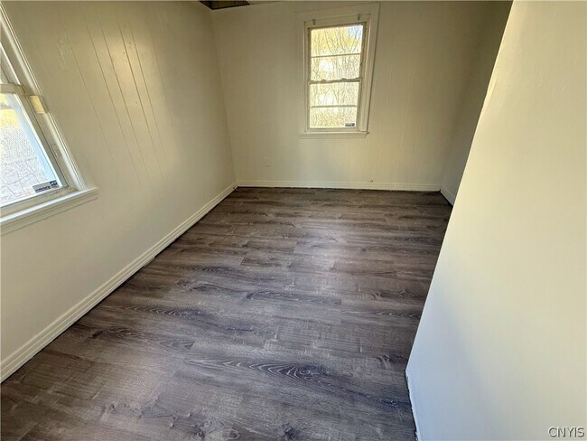 Building Photo - 1212 Spring St