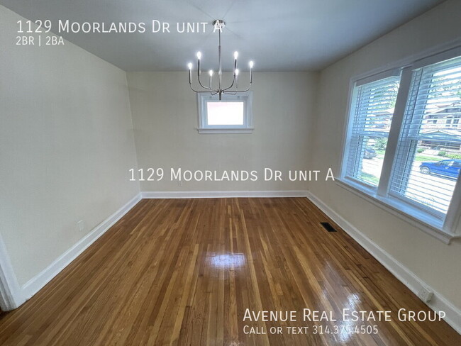 Building Photo - 1129 Moorlands Dr