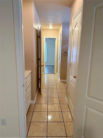 Building Photo - 106 Wellington Ct