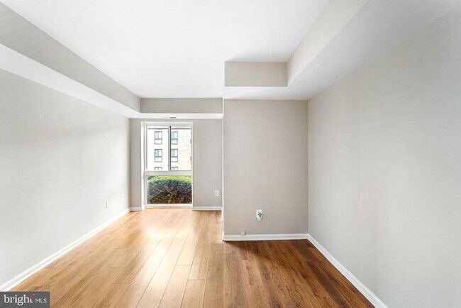 Building Photo - 6155 Edsall Rd