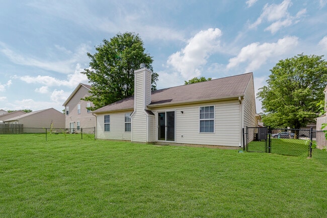 Building Photo - Brownsburg Schools and a Fenced In Backyard!!