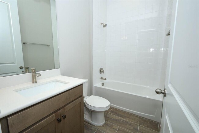 Building Photo - 10170 Ballast Dr