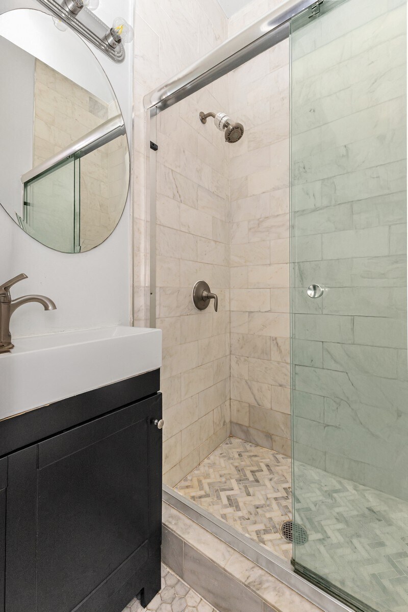 Building Photo - 113 E 29th St