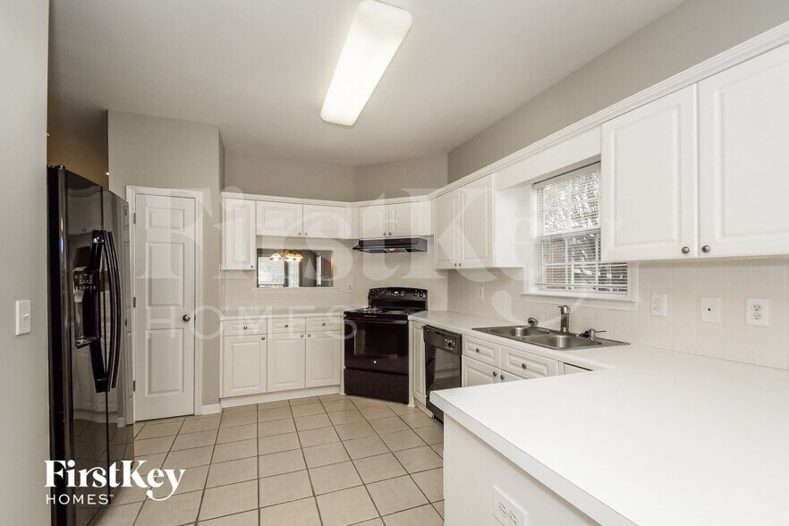 Building Photo - 117 Cobblestone Terrace