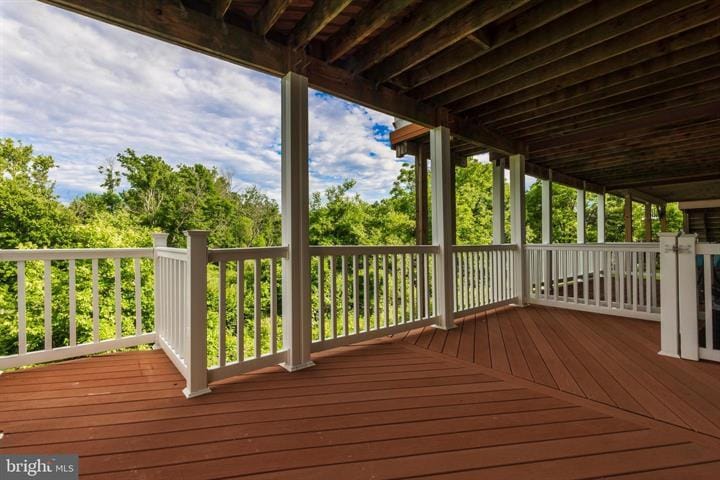 Building Photo - 520 Boxwood Ln