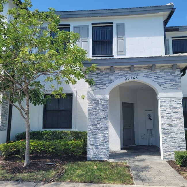 Building Photo - 28708 SW 133rd Ct