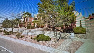 Building Photo - 730 N Resler Dr