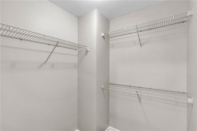 Building Photo - 1543 Creek Bend Ln NW