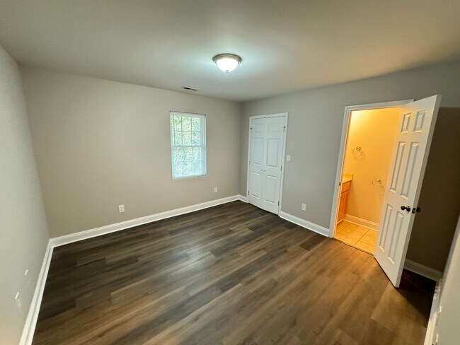 Building Photo - GREAT LOCATION!! Newly Remodeled 3-Bedroom Rental Home in Kannapolis