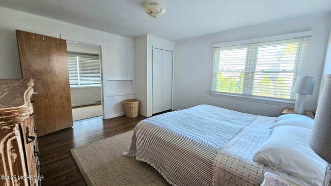 Building Photo - 406 Ninth Ave