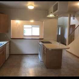 Building Photo - 1176 Bunker Ave