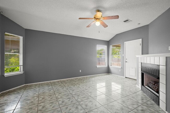 Building Photo - 8133 Tockington Way