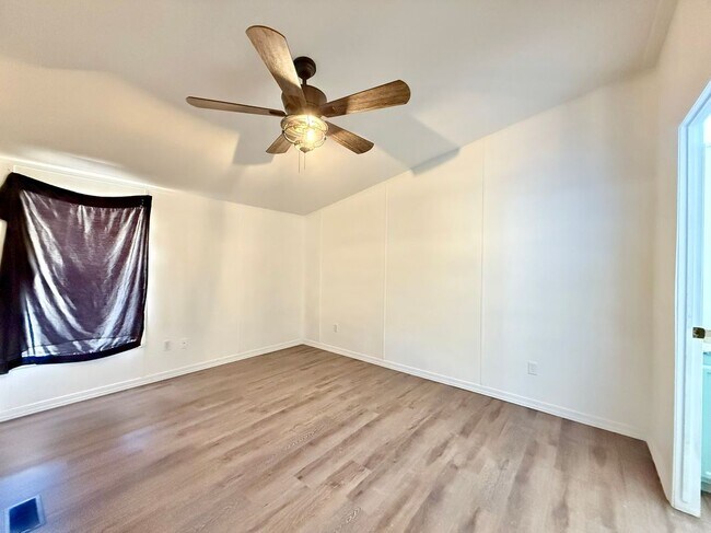 Building Photo - 29008 N 179th Ave