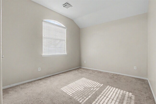 Building Photo - 5934 Sugar Field Ln