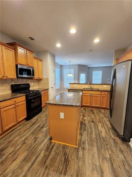 Building Photo - 5520 Casey Valley Way