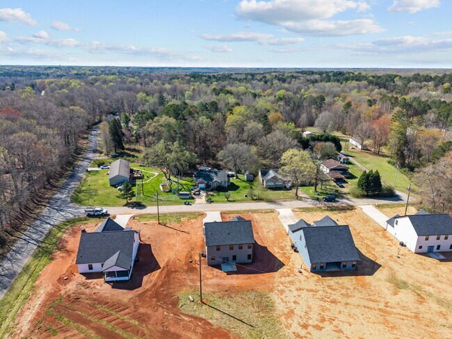 Building Photo - 1020 Gibson Rd