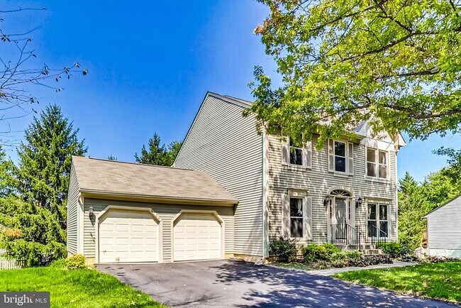 Building Photo - 6104 Cool Spring Terrace S