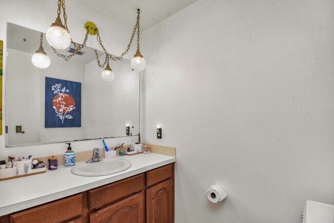 Building Photo - 2700 + sq ft family home has it all! Over 2 acres of land and a stunning view of Lake Pend Oreille