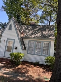 Building Photo - 2 Bedroom House for Rent