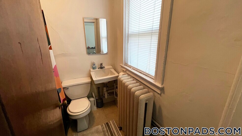 Building Photo - 16-20 Westland Ave.