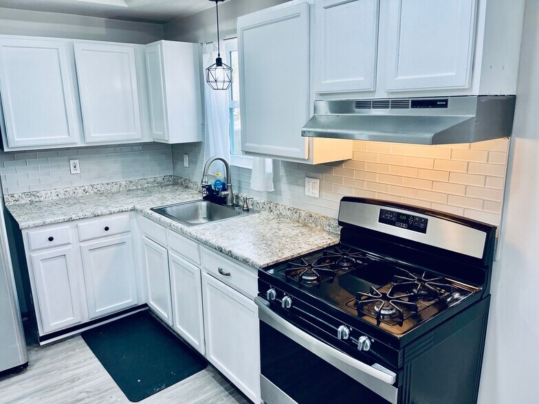 Kitchen - 62 E Water St